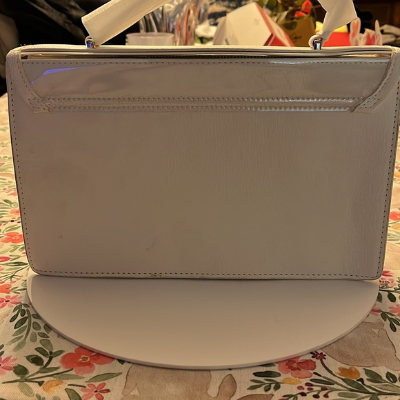 MANIERE DE VOIR crossbody bag white. Collectors piece Work of Art Brand New - Picture 4 of 6